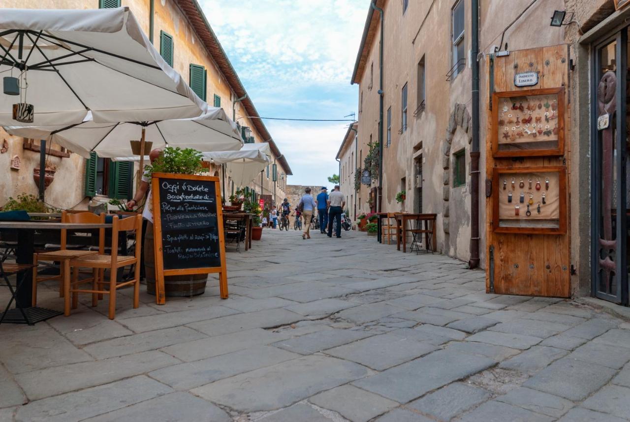 Castello Di Populonia Villa A Mare Bagian luar foto