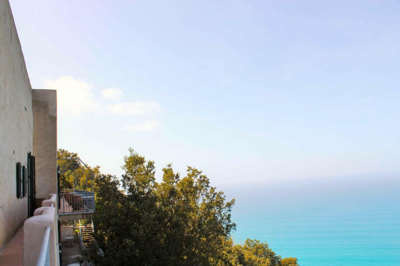 Castello Di Populonia Villa A Mare Bagian luar foto