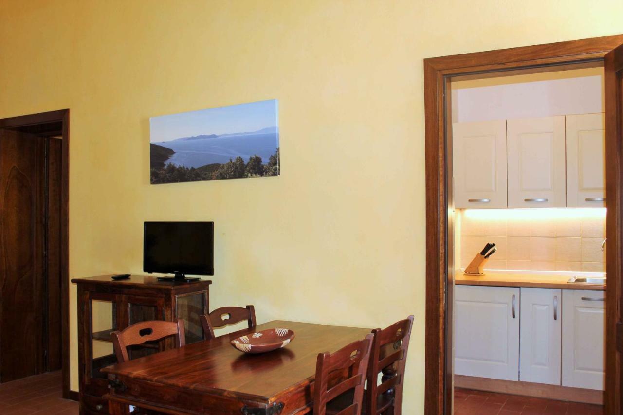 Castello Di Populonia Villa A Mare Bagian luar foto